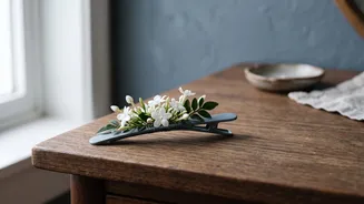 From Floral Clips To Barrettes: Five Ways To Style Flowers In Hair This Season
