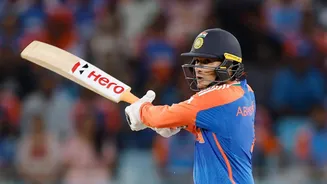 Who is fastest Indian to complete 1,000 T20I runs?