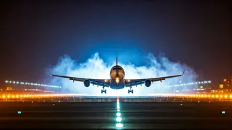 Delhi Smog Alert: Dense Fog Disrupts Life & Travel