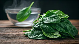 Spinach Secrets: Harnessing Benefits While Avoiding Raw Risks