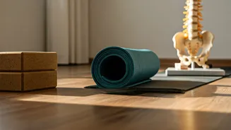 5 आसान योगासन से रीढ़ की हड्डी को दें आराम!