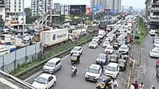 Travelling On Pune-Bengaluru Highway Is A Nightmare, Say Netizens