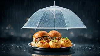 Street Food Lovers Need A Rain-Safe Checklist