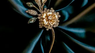 How To Match A Brooch With Embroidery And Fabric Details