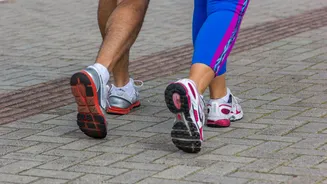 Speed walking v/s Nordic walking: Which burns more calories?