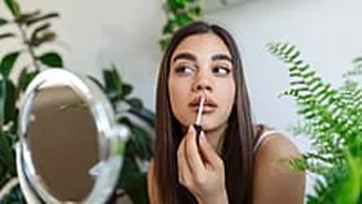 Halo Lips Are Taking Over Feeds In 2026—Here’s Why