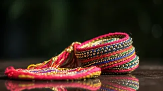 A Festive Guide to Parandis: Embellish Your Look