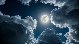 Monsoon Clouds Change India's Full-Moon Views