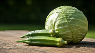 Okra vs. Cabbage: A Nutritious Showdown for You!