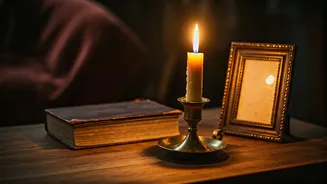 Elevate Your Living Room: 6 Vintage Finds Designers Swear By for Instant Warmth & Character