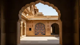 Off-Season Art Lovers Escape City Noise In Shekhawati Restored Painted Haveli Retreats In Rajasthan