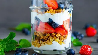 Fresh Or Frozen Fruit Is The Detail That Changes How We Read Quick Berry Parfait With Fruit And Yoghurt