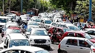 Traffic To Be Affected In Mumbai As Diversions, Road Closures & No-Parking Zones Announced In Kurla, Ghatkopar & Mahim | Check Alternate Routes