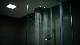 Dark Showering: Unlocking Stress Relief & Better Sleep