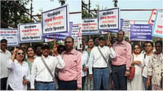Mumbai News: HDIL Homebuyers Protest At Azad Maidan After 17 Years Of Waiting For Stalled Mulund, Nahur Projects