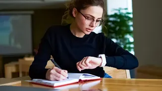 Handwritten Notes Vs AI Assistants: Which Fits Your Daily Workflow Better?