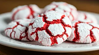 Delectable Delights: Peppermint Crinkle Cookies Recipe