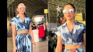 Rakul Preet Singh, Like Any Other Girl, Looks For Her Wallet At Airport | Watch