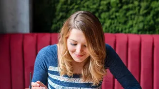 How Young Diners' Posting Habits Are Changing Restaurant Food