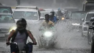 IMD issues orange and yellow alerts for Delhi after showers