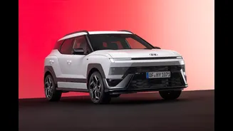 Hyundai Bayon é SUV do i20 com polêmica no interior e versão híbrida como o Yaris Cross