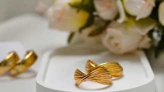 Gold Coins vs Jewellery For Weddings: What Buyers Should Consider