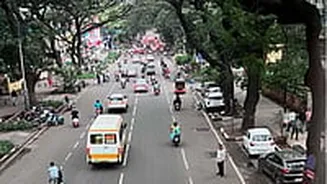 A Road That Kept Its Promise: How Pune's JM Road Survived 50 Years Without Potholes