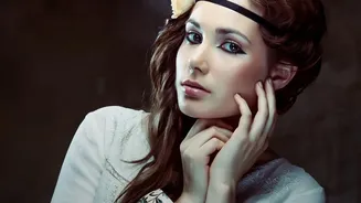 The Role of Practical Styling Without a Full Wardrobe Change in the 2026 Headband Comeback