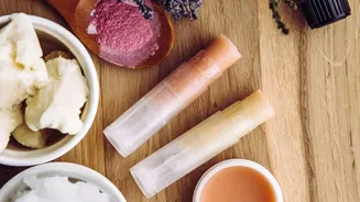 Seven DIY Facial Recipes That Avoid Permanent Skin-Colour Claims