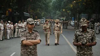 Delhi Police detain at least 1,000 before Jantar Mantar protest