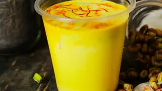 How To Prepare Authentic Spiced Badam-Milk Blends With Saffron And Cardamom For Festive Stamina