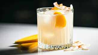 This Viral Mango Coconut Ice Cube Hack Upgrades Summer Drinks