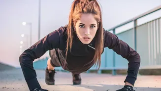Why A 20-Minute Full-Body Squat Push-Up Plank Routine Fits Tight Student Daily Schedules