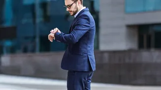 How Short Walking Breaks Help Desk Workers Burn Calories All Day