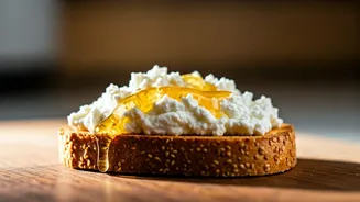 Try Honey and Ricotta Toast for a Sweet Treat