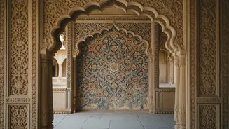 How Shekhawati Restored Havelis Offer Off-Season Visitors Intimate Encounters With Traditional Fresco Art