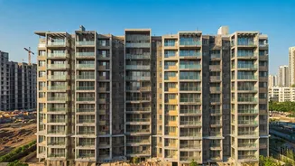 Mumbai Real Estate: Home Sales Surge in 2025