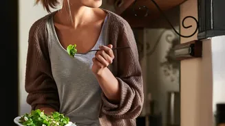 How Eating Meals In Daylight Restores Gut Health For Night Shift Workers