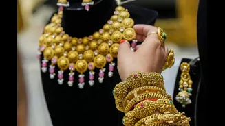 Gold Rate Rises Today, November 10: Check 24 & 22 Carat Prices In Delhi, Mumbai, Other Cities