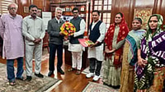 Palghar Fishermen In Pakistan Jails: Delegation Meets EAM S Jaishankar Seeking Release Of 200 Detained Indians