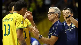 Bernardinho reconhece críticas após eliminação precoce do Brasil na VNL