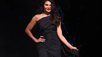 Jacqueline Fernandez's No-Gym Workouts: A Full Week of Exercise without a Gym Membership