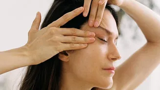 Massagem facial antifadiga: desinche o rosto pela manhã em menos de 15 minutos