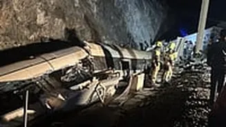 Spain Tragedy: 21 Killed, 73 Injured As High-Speed Train Jumps Track, Crashes Into Oncoming Train Near Cordoba; Videos Surface