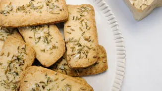 Snack time? Try these Syrian fennel seed delights