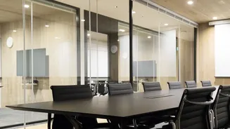 How AI Meeting Tools Help Managers Track Projects More Efficiently