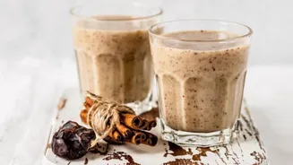 Smoothie de café com leite e canela