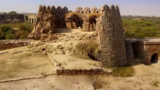 India's Most Striking Forts Span Cliffs, Plains and Desert Landscapes