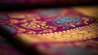 Unmasking the Masterpiece: Your Guide to Authentic Jamdani Sarees