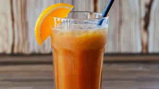Urban Cafes Replace Standard Soft Drinks With House-Made Cold-Pressed Fruit Vinegar Shrubs This Season